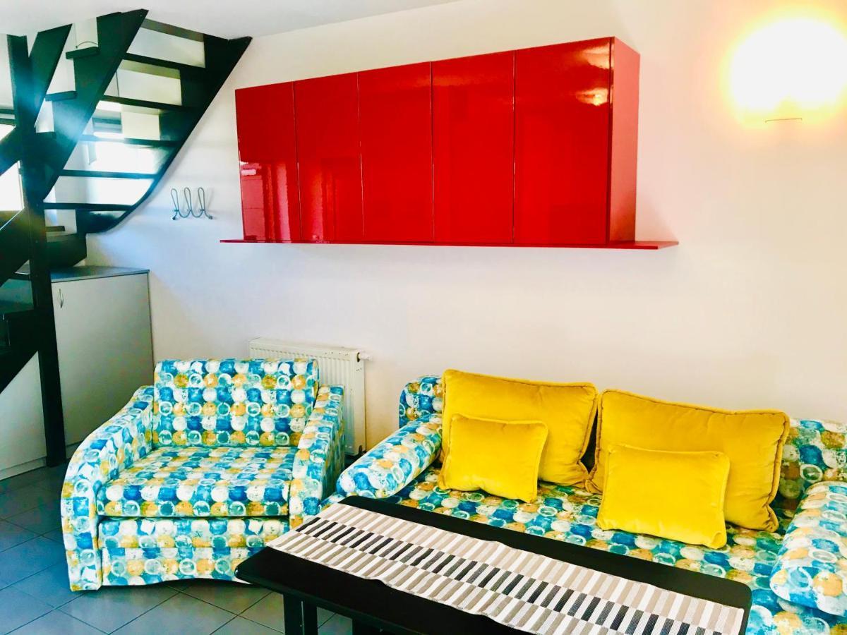 Domki I Apartamenty Caloroczne Koliber Wladyslawowo Luaran gambar