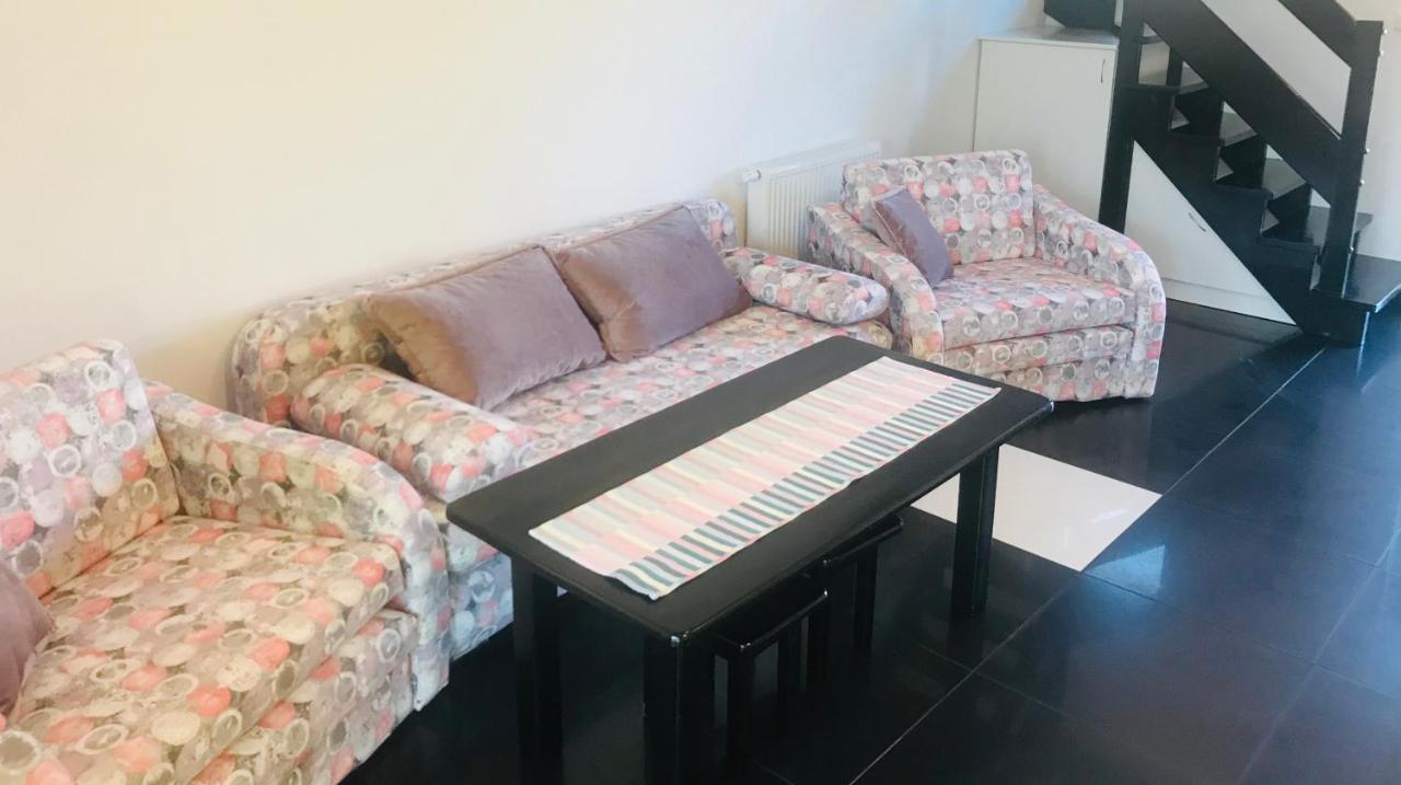 Domki I Apartamenty Caloroczne Koliber Wladyslawowo Luaran gambar