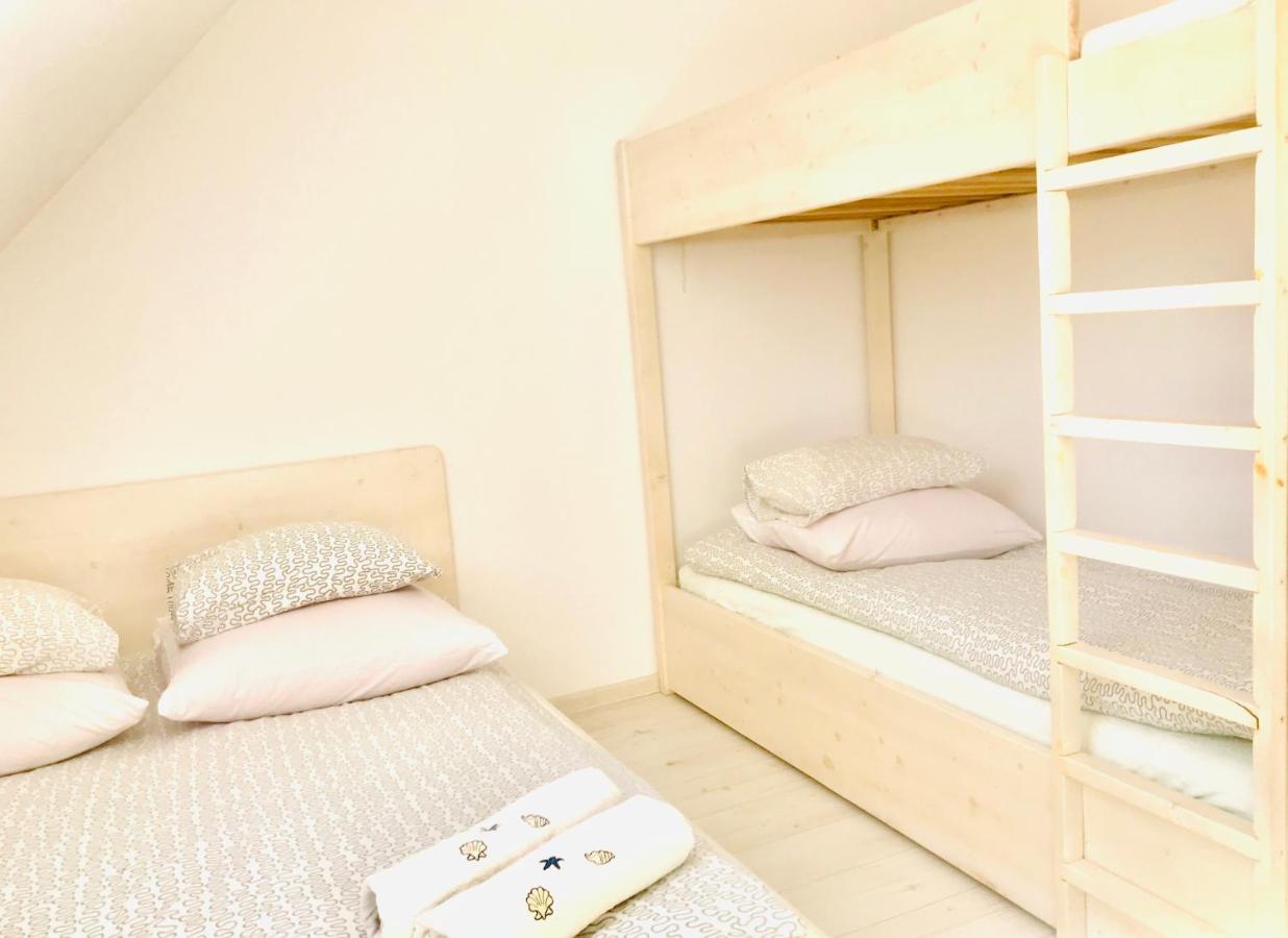 Domki I Apartamenty Caloroczne Koliber Wladyslawowo Luaran gambar