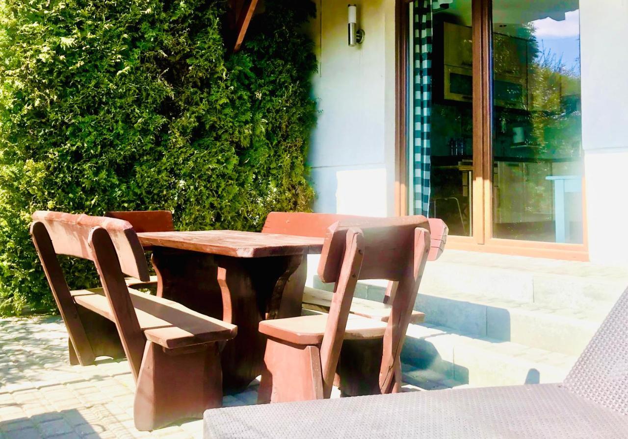 Domki I Apartamenty Caloroczne Koliber Wladyslawowo Luaran gambar
